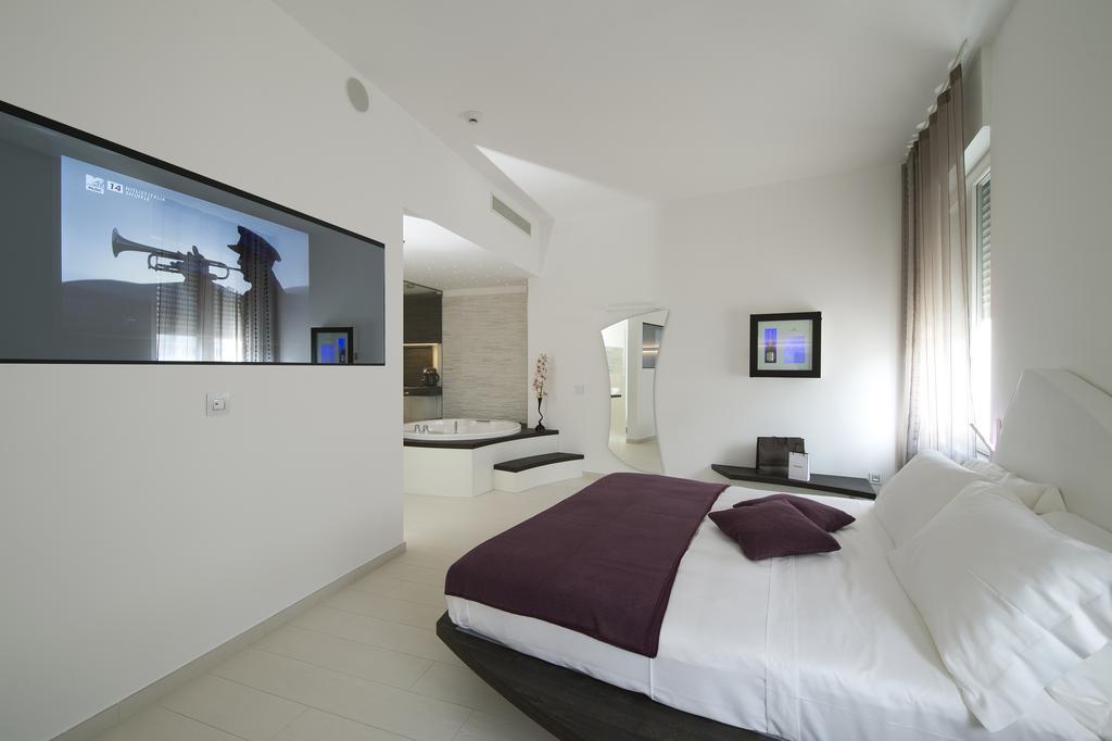 Aparthotel Duomo Milano Exterior foto