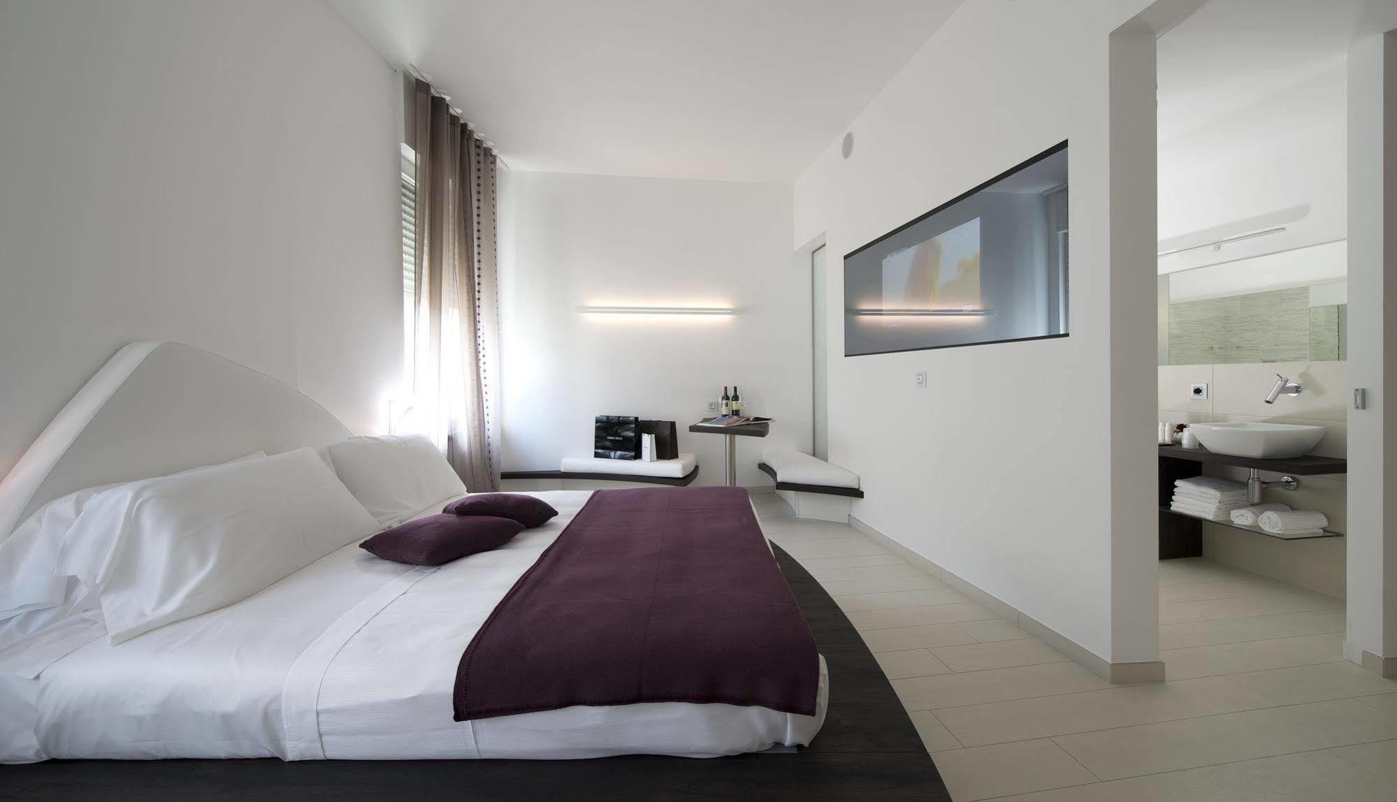 Aparthotel Duomo Milano Exterior foto